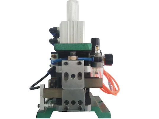 Multi-Kjerne Tråd Strip Vridemaskin WPM-4F+T - Halvautomatisk stålbørstemaskin